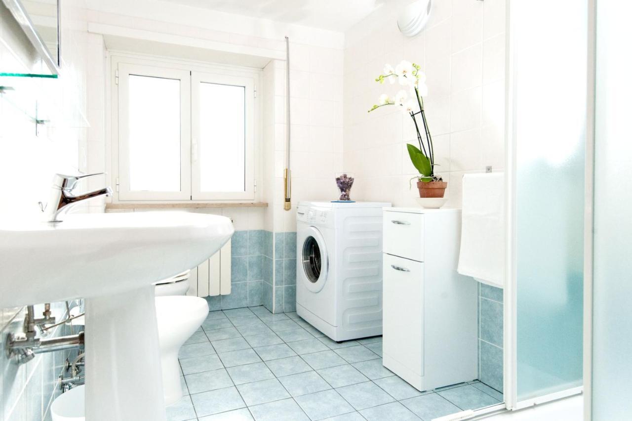 Via Cesare Algranati Apartamento